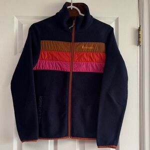 Women’s Small Cotopaxi Teca Navy Fleece Jacket with Colorful Stripes fill zip